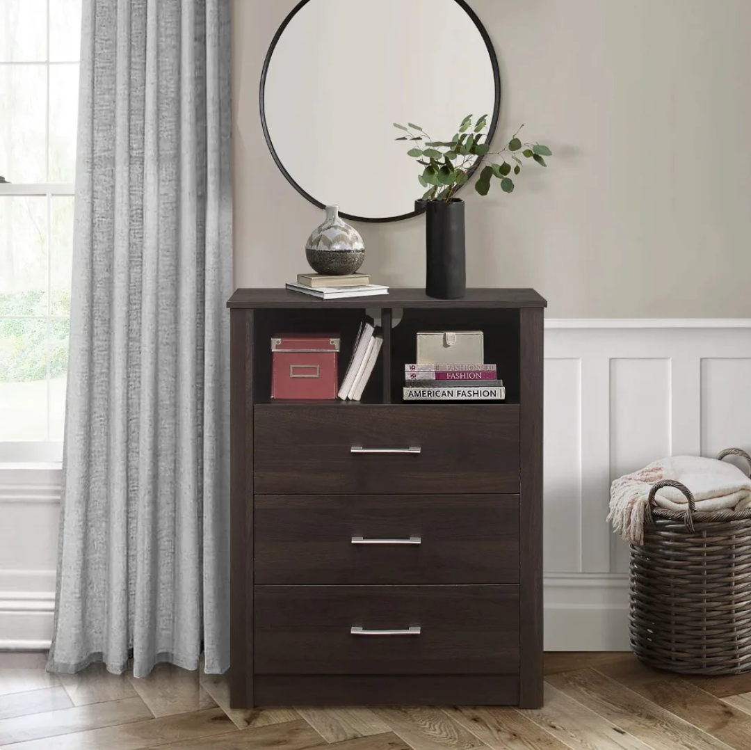 3-Drawer Dresser with Shelf